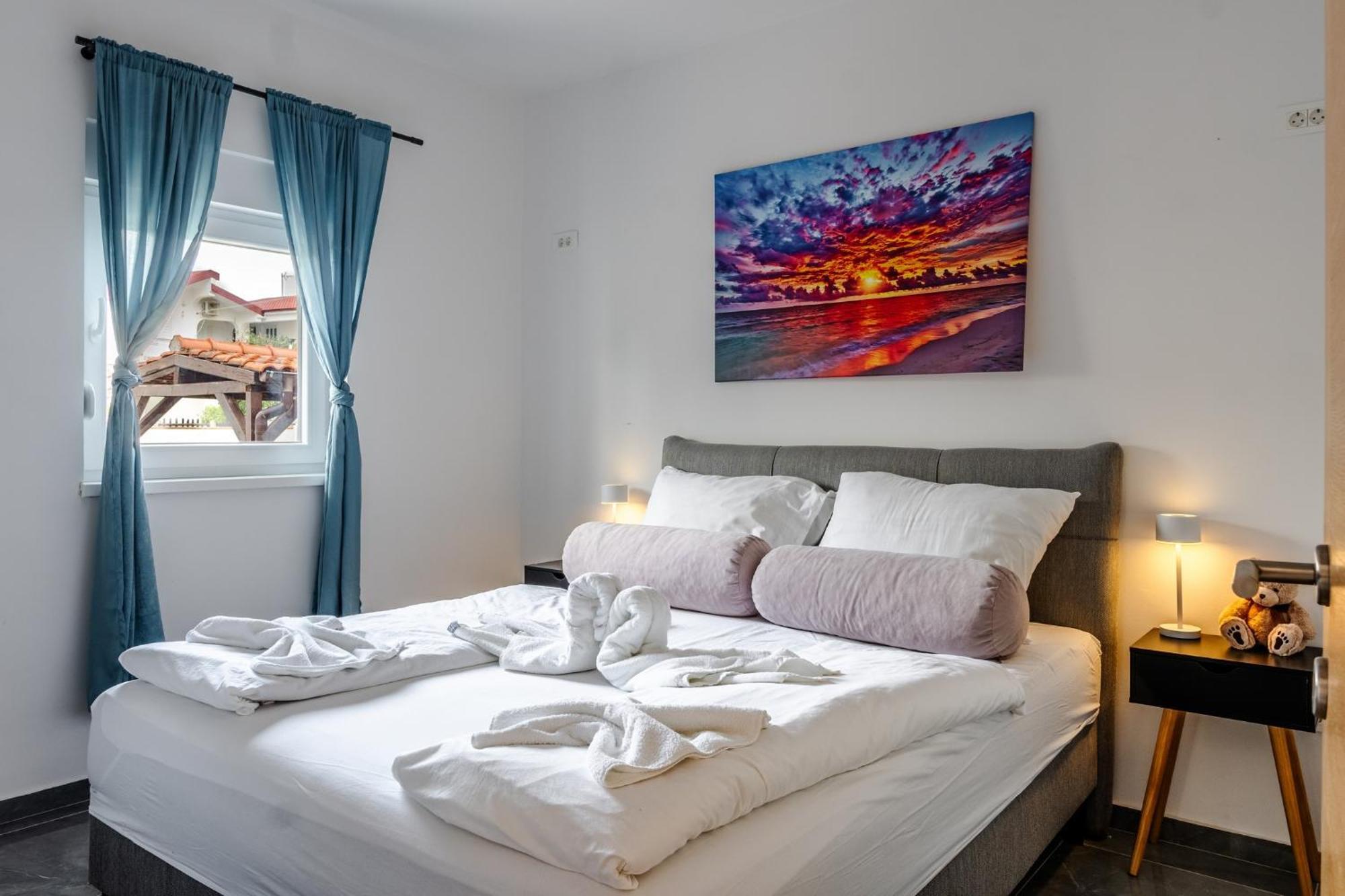 Apartments Strand